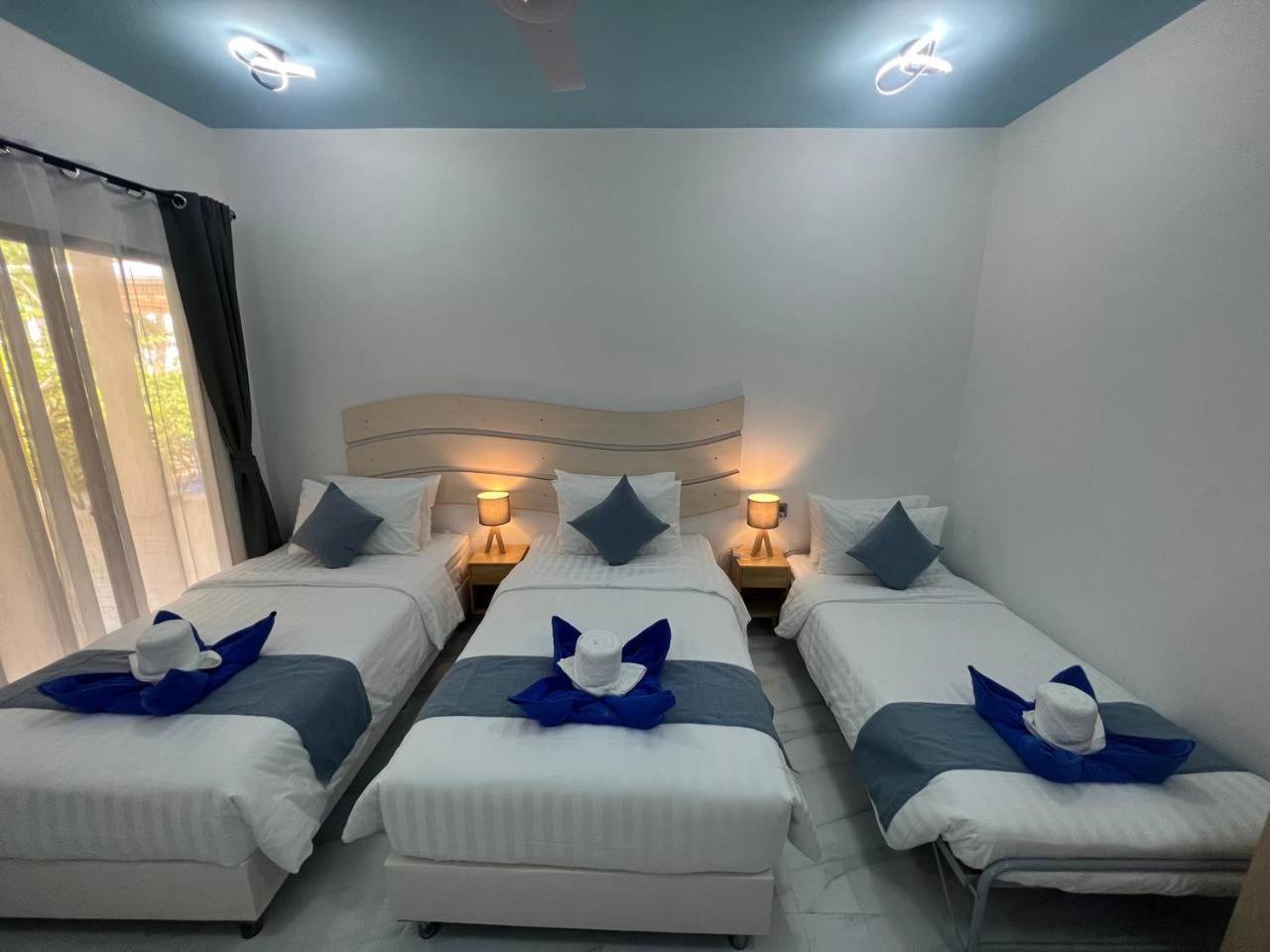 Infinity Beach Dhigurah Dhigurah  Exteriör bild
